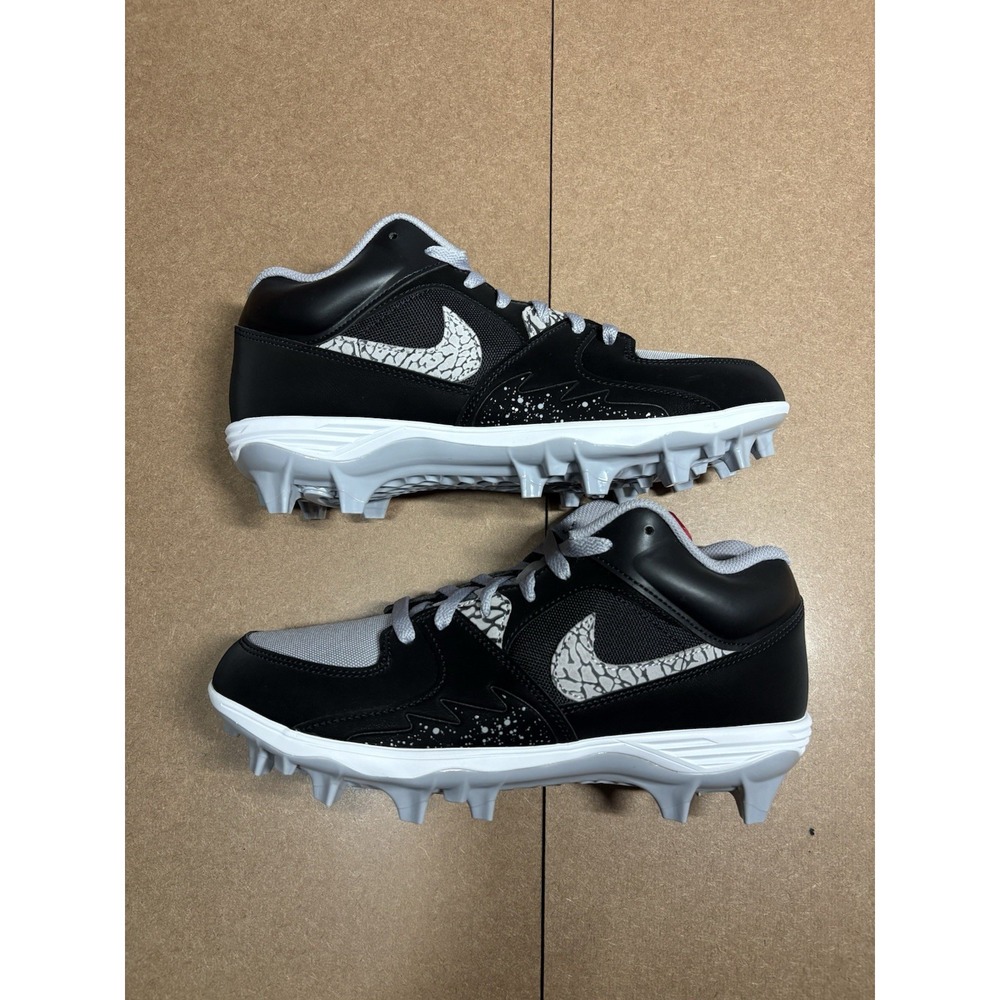 Size 12 - Jordan Stadium 90 Cleat Black Cement